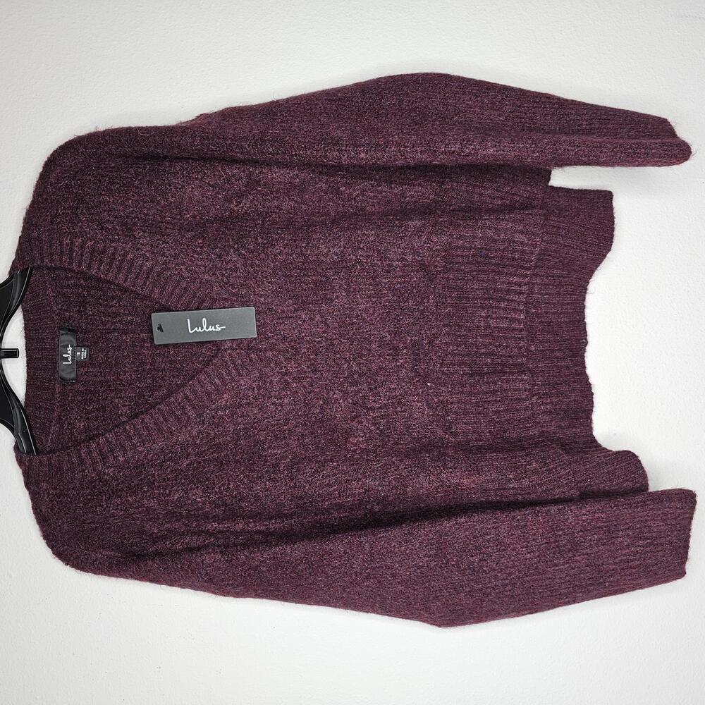 NWT Lulus Women's Purple Sweater Size Small